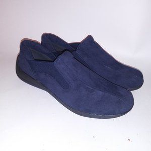 Comfort Well Womens Shoes Casual Size 7.5 Navy Blue Microsuede Upper Slip On New